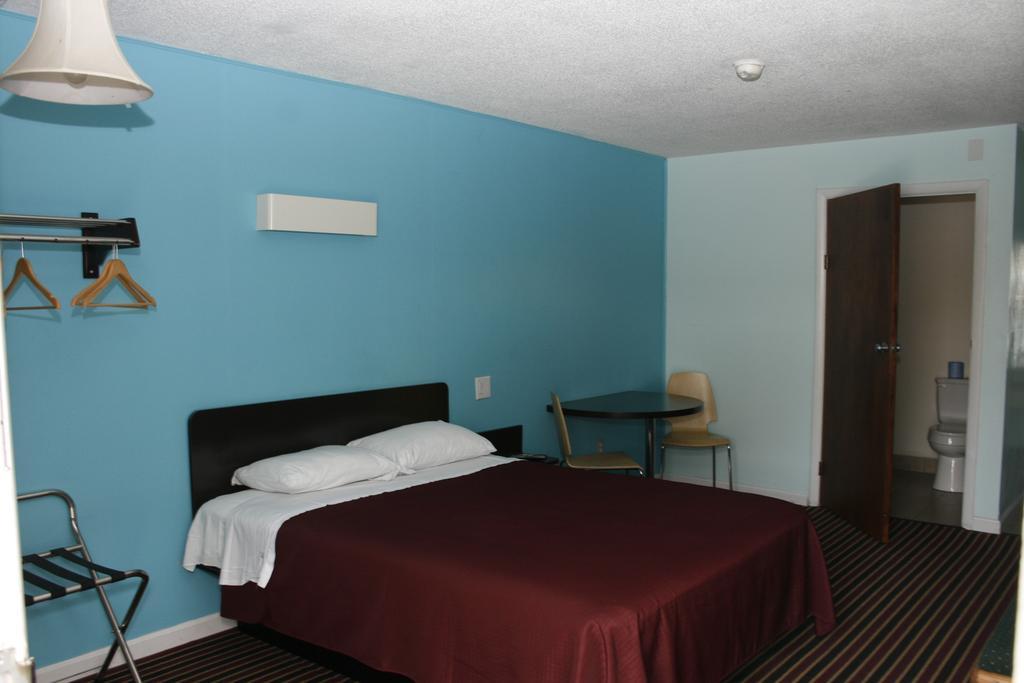 Relax Inn Front Royal Zimmer foto
