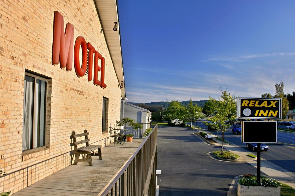 Relax Inn Front Royal Exterior foto