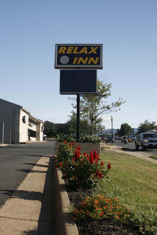 Relax Inn Front Royal Exterior foto